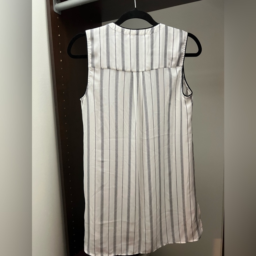 Blouse - Picture 3 of 3